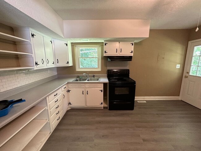 234 John's Creek Rd in Madison Heights, VA - Building Photo - Building Photo