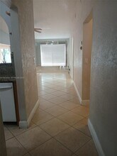 5550 Lakewood Cir S in Margate, FL - Foto de edificio - Building Photo