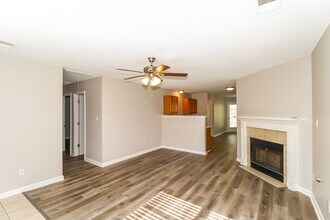 50 Oakland Woods Cove in Oakland, TN - Building Photo - Building Photo