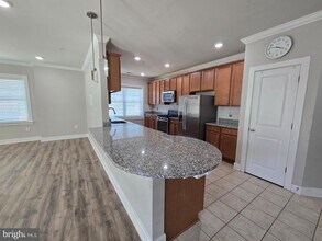 9521 Bastille St in Fairfax, VA - Building Photo - Building Photo