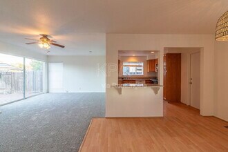 713 San Francis Ave in Stockton, CA - Building Photo - Building Photo