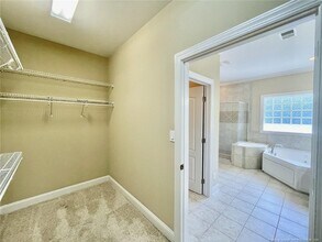 1931 Dante Ln in Fayetteville, NC - Building Photo - Building Photo