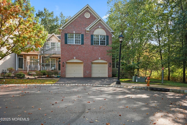 8 Pine Tree Terrace in Holmdel, NJ - Building Photo - Building Photo