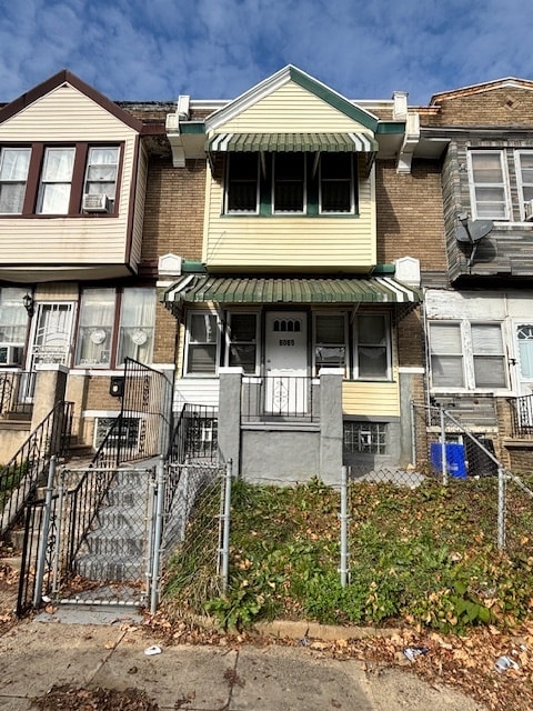 property at 6065 Chester Ave