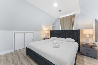 23 Obrien Ct in Bayonne, NJ - Building Photo - Building Photo