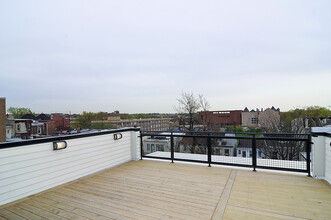 1503 11th St NW, Unit 3 in Washington, DC - Building Photo - Building Photo