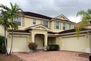 9279 Madewood Ct in Royal Palm Beach, FL - Building Photo