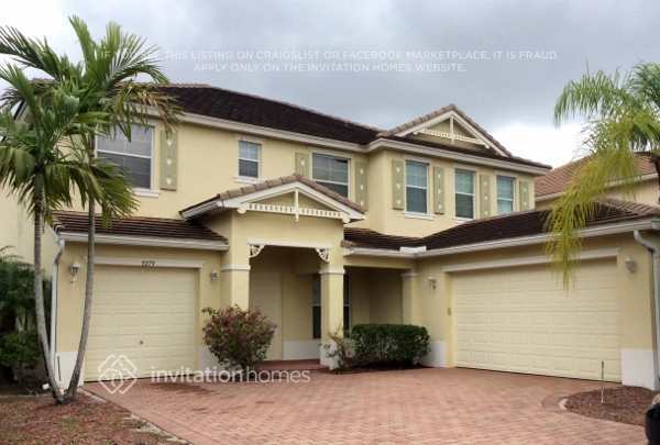 9279 Madewood Ct in Royal Palm Beach, FL - Building Photo