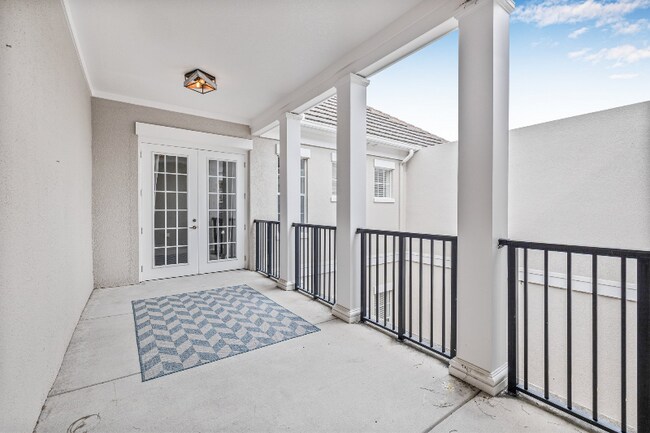110 Commonwealth Ct N in St. Petersburg, FL - Building Photo - Building Photo
