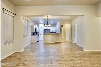 3933 Agua Duro Dr in Las Cruces, NM - Foto de edificio - Building Photo