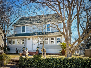 327 Carpenter St in West Columbia, SC - Building Photo - Building Photo