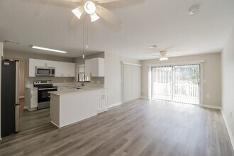 13700 Whitby Rd in Hudson, FL - Building Photo - Building Photo