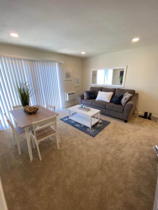 1337 Caminito Gabaldon in San Diego, CA - Building Photo - Building Photo