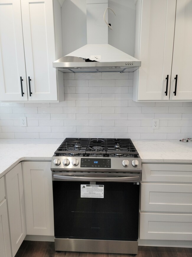 3 Castlerock St, Unit 2 in Boston, MA - Building Photo - Building Photo