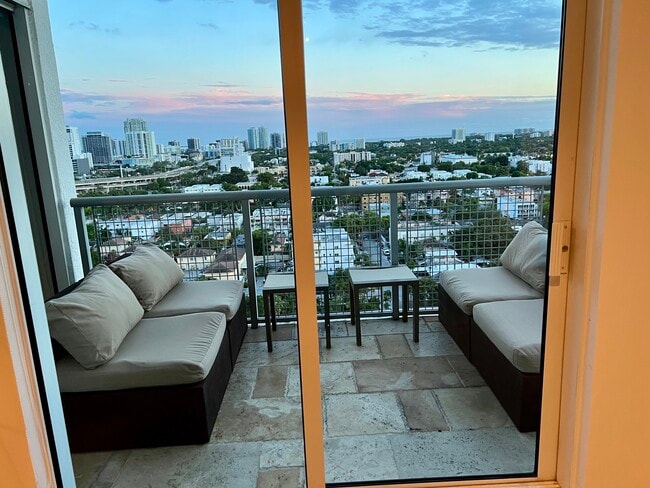 10 South River Drive, Unit Neo Lofts
