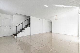 1798 NW 55th Ave in Lauderhill, FL - Building Photo - Building Photo