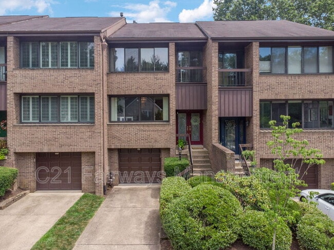 property at 804 Fairways Dr