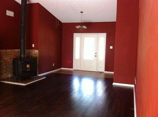 255 Meadowlakes Dr in Meadowlakes, TX - Building Photo - Building Photo