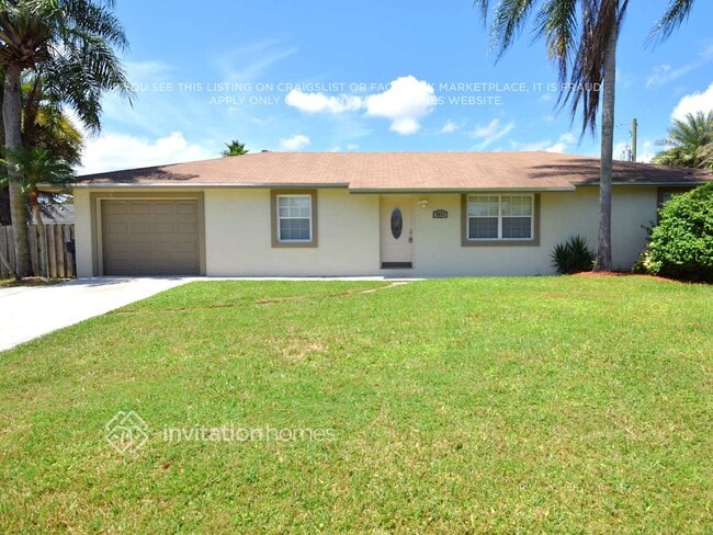 property at 9033 Fashion Pl