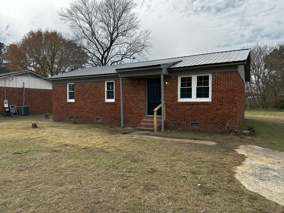 6228 62nd Ave in Tuscaloosa, AL - Building Photo