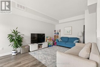 140 Visor Private in Ottawa, ON - Building Photo - Building Photo