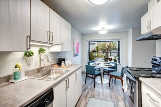 Inlet View Apartments in Silverdale, WA - Building Photo - Building Photo