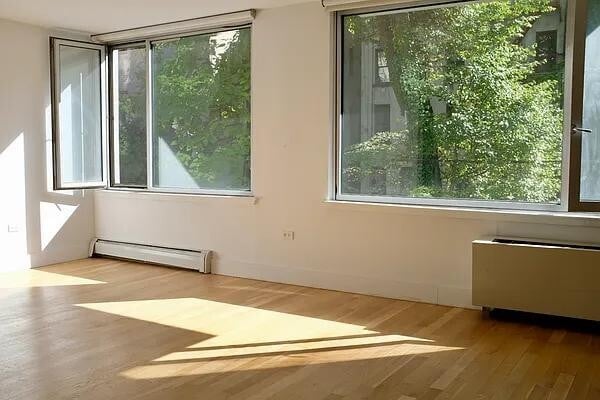 property at 154 Attorney St