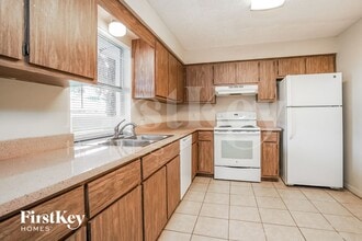 18125 Hilda Dr in Ft. Myers, FL - Building Photo - Building Photo