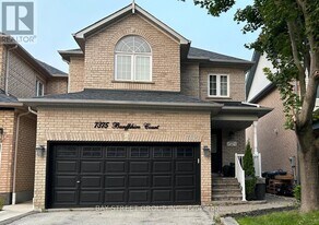 7375 Banffshire Ct in Mississauga, ON - Building Photo