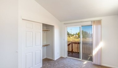 4322 Montgomery Ct in Kelseyville, CA - Building Photo - Interior Photo