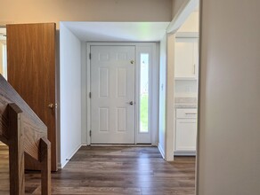 391 E Jackson St in New Holland, PA - Building Photo - Building Photo