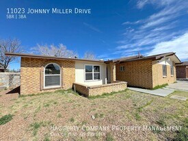 11023 Johnny Miller Dr in El Paso, TX - Building Photo