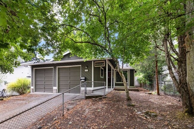 property at 4617 SE 48th Av