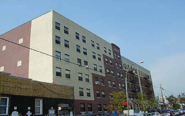 2111 Hughes Ave in Bronx, NY - Building Photo