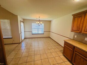 3804 Notting Hill Dr in Moore, OK - Building Photo - Building Photo