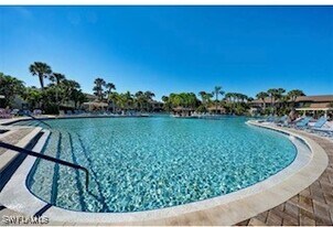 3607 Arctic Cir in Naples, FL - Building Photo