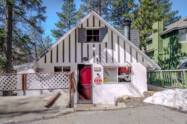 property at 2412 Ridge Dr