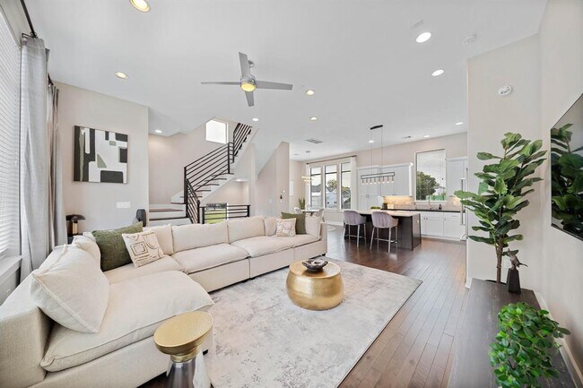 property at 1603 Holly St