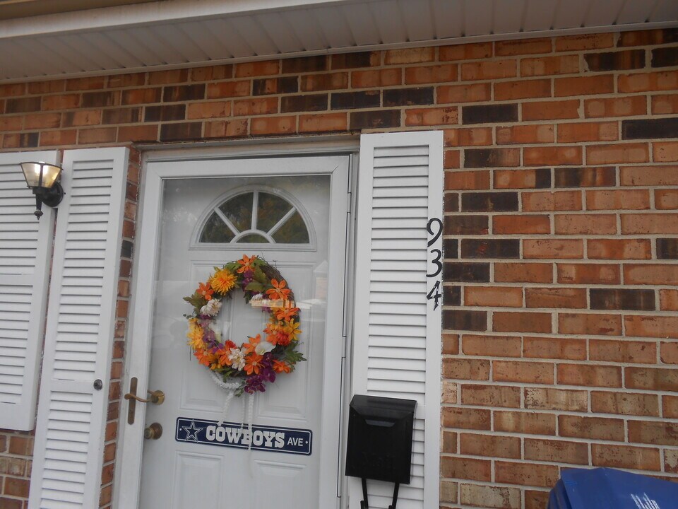 934 Maryland Ave in Virginia Beach, VA - Building Photo