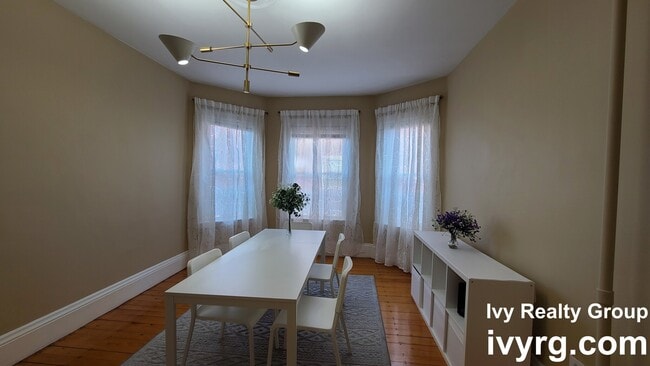 35 Temple St, Unit 1