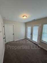 1996 Main St NW in Atlanta, GA - Building Photo - Building Photo