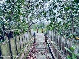 39 Cedar Ave in Cocoa Beach, FL - Building Photo