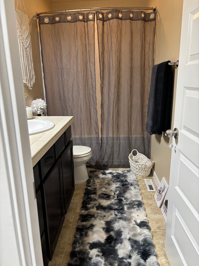 1038 81st Dr SE in Lake Stevens, WA - Building Photo - Building Photo