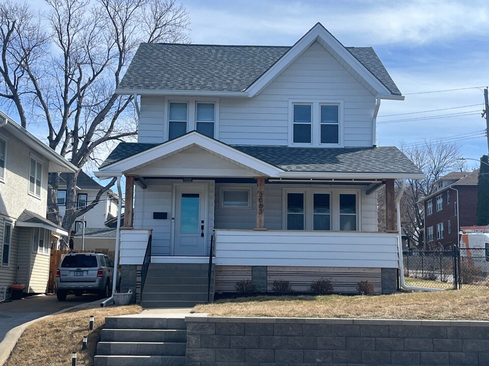 3083 S 33rd St in Omaha, NE - Building Photo