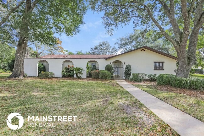 property at 126 Tarry Town Trl