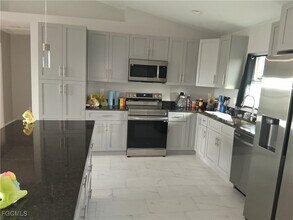 9035 W Crow Cir in La Belle, FL - Building Photo - Building Photo