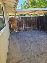 139 W Lassen Ave in Chico, CA - Building Photo - Building Photo