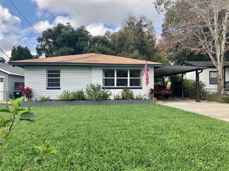 1214 Warwick Pl in Orlando, FL - Building Photo