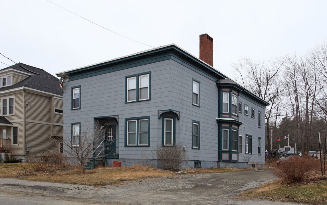 14 Columbia St in Augusta, ME - Foto de edificio