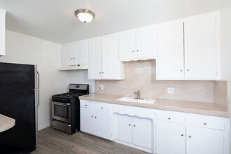 3058 Ivy St in San Diego, CA - Building Photo - Building Photo